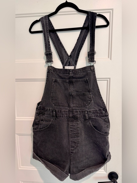 We The Free Pants - Free People Ziggy Shortall Black Denim Short Overalls Size Large Women EUC